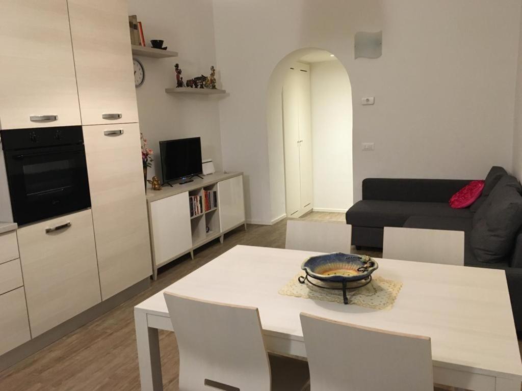 Home Pilastri Apartament Флоренция Экстерьер фото